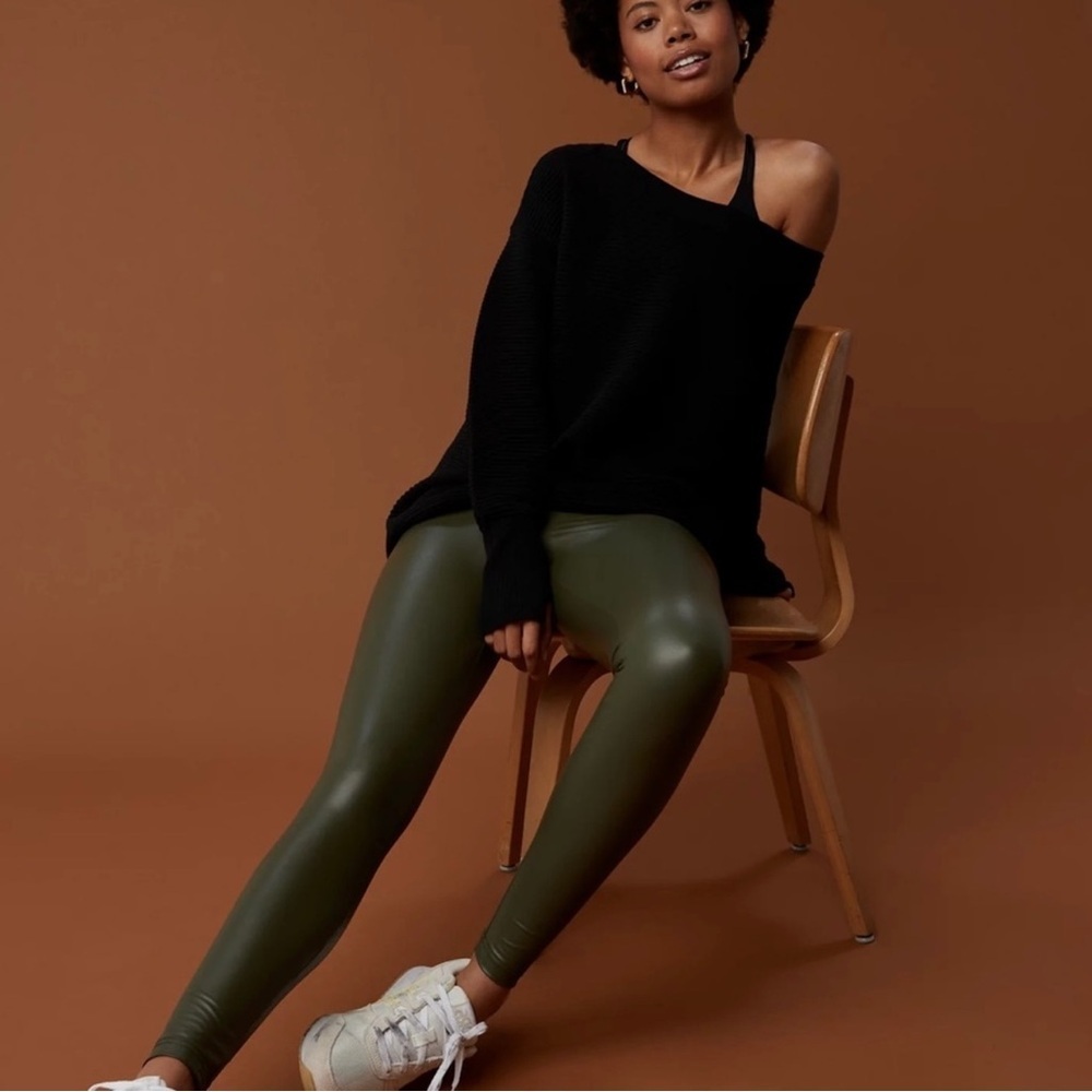 OFFLINE By Aerie Real Luxe Faux Leather Legging Olive NWT Small and Medium - Picture 5 of 14